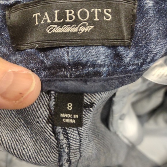Talbots Women's Shorts Denim Size 8 32" X 12" Bermuda Mid Rise Cotton Stretch - Picture 5 of 6